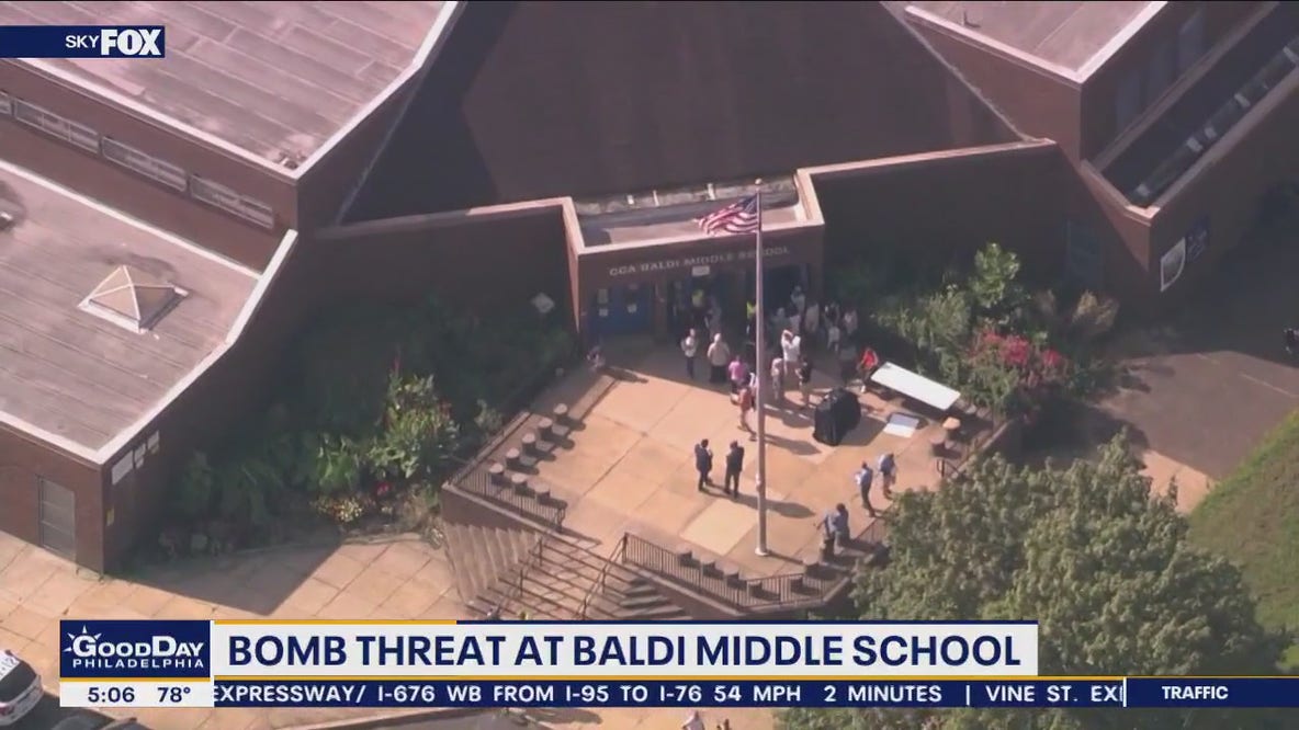 11-year-old girl in custody after bomb threat at Philadelphia middle school: police